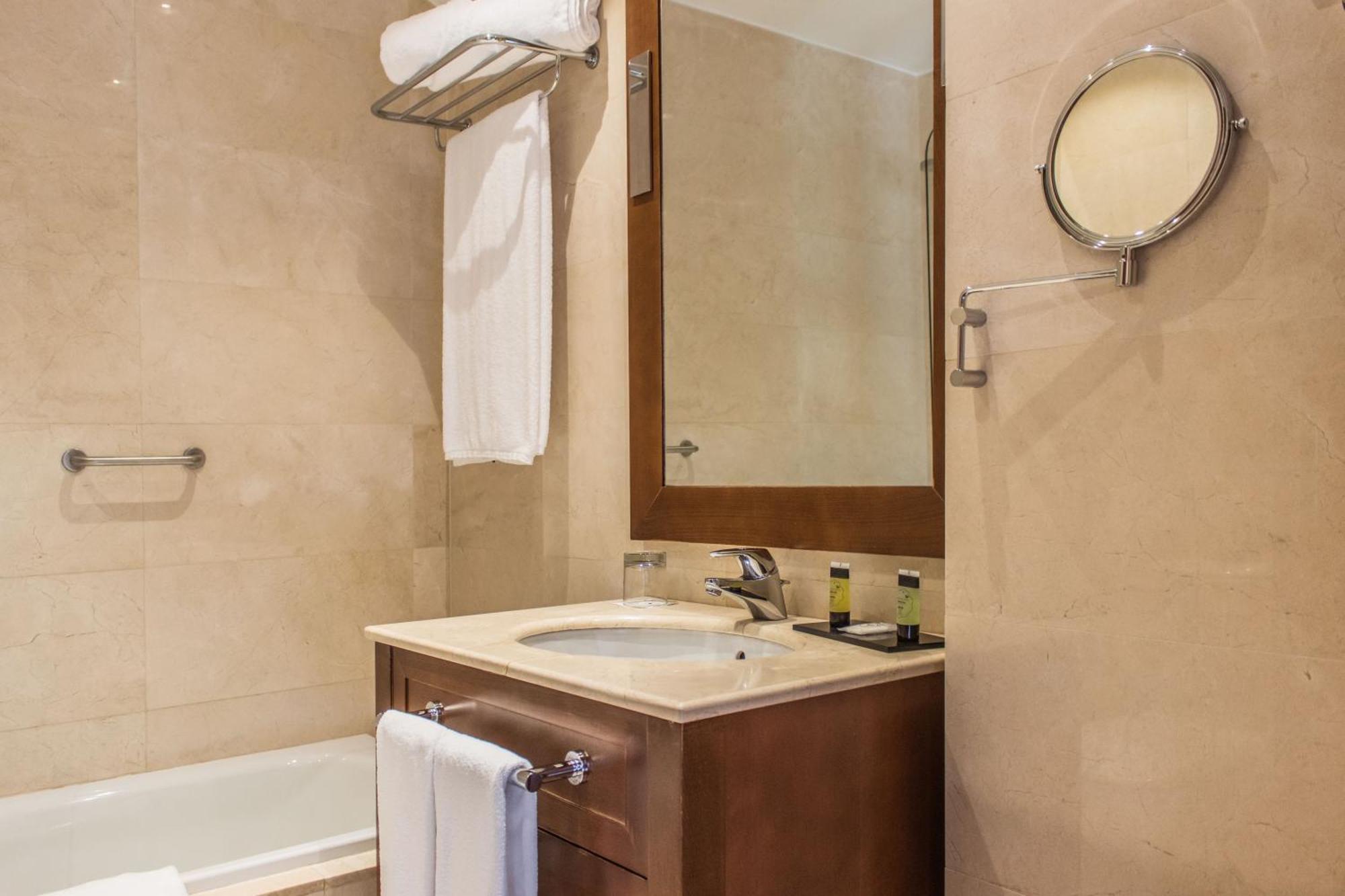 Eurostars Diana Palace Palencia Bagian luar foto