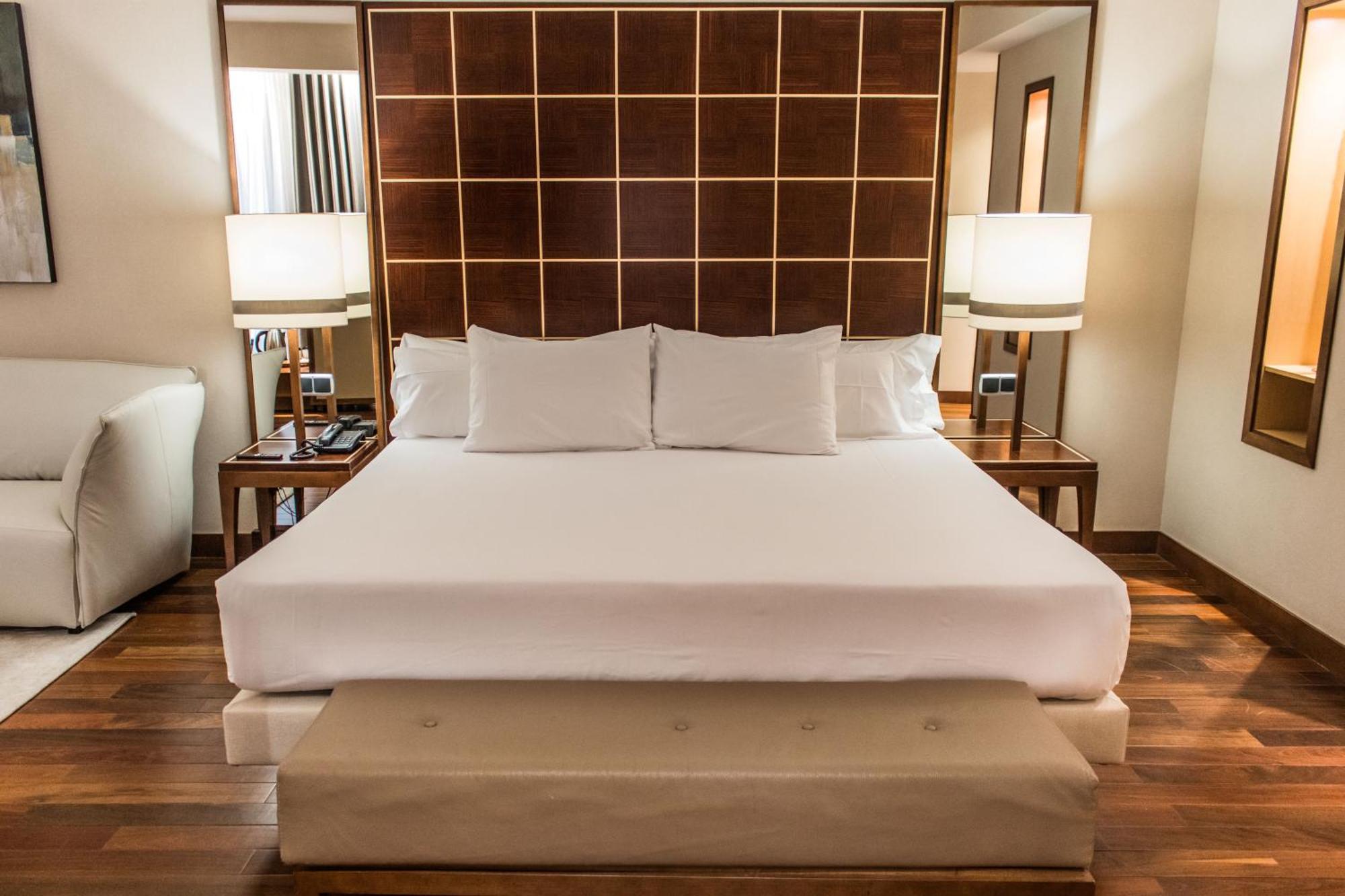 Eurostars Diana Palace Palencia Bagian luar foto