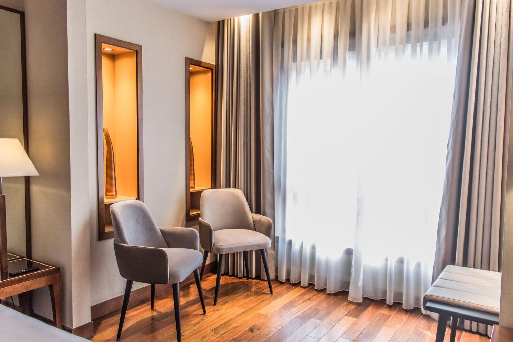 Eurostars Diana Palace Palencia Bagian luar foto